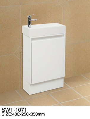 Grote van de Badkamersijdelheid van Premade van de Toiletkeuken het Bassinvloer Ceramische Status